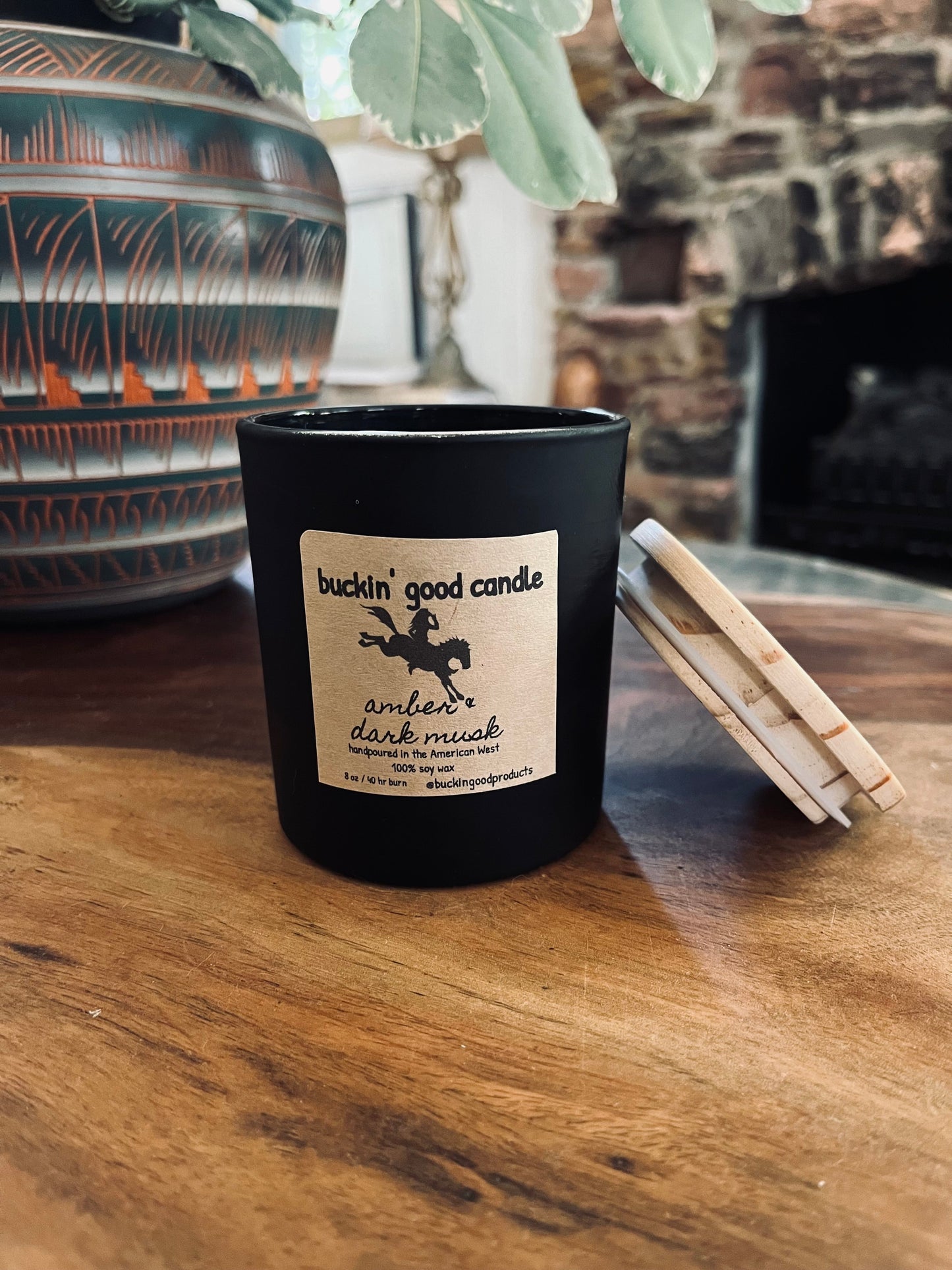 Amber + Dark Musk, Wooden Wick Candle